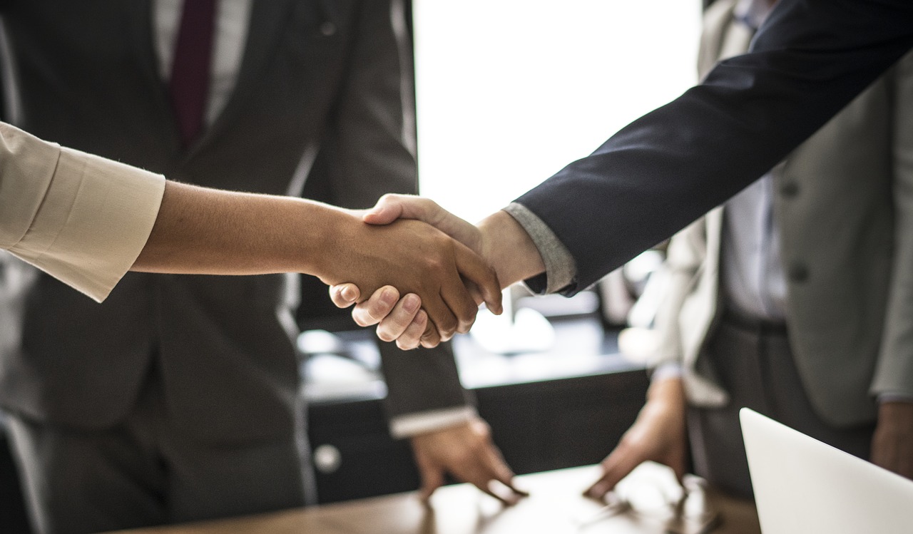 agreement-3489902_1280 If you are located in Switzerland, I can help with the communication between people from the French, German and Italian part of the country, since I speak and understand all 3 languages.
